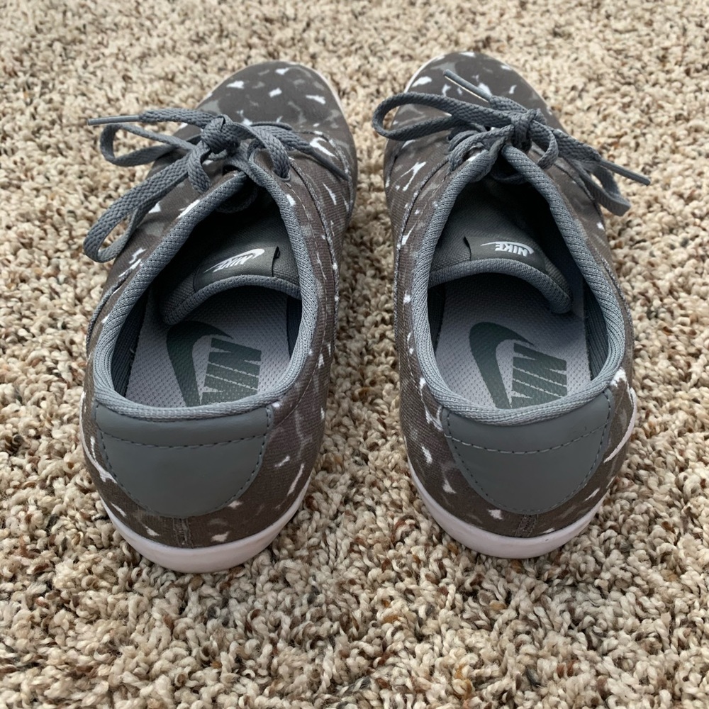 Nike Shoes - Picture 5 of 5